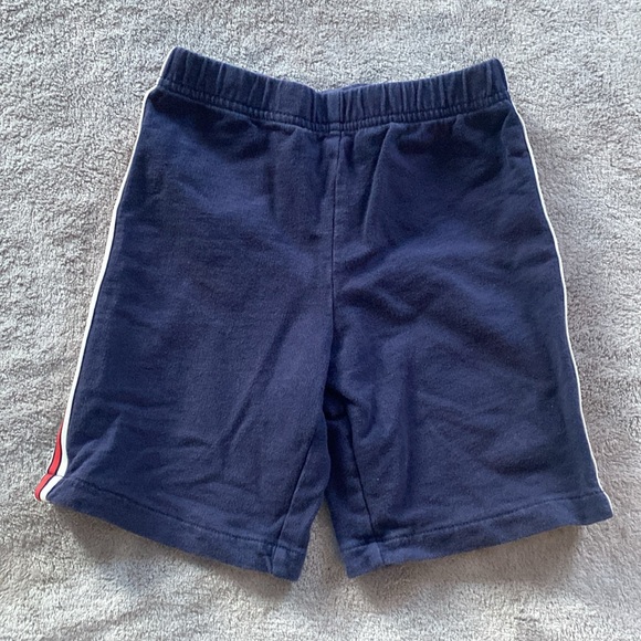 Bundle of 3 Boys’ Athletic Shorts Size 5 - Picture 2 of 7